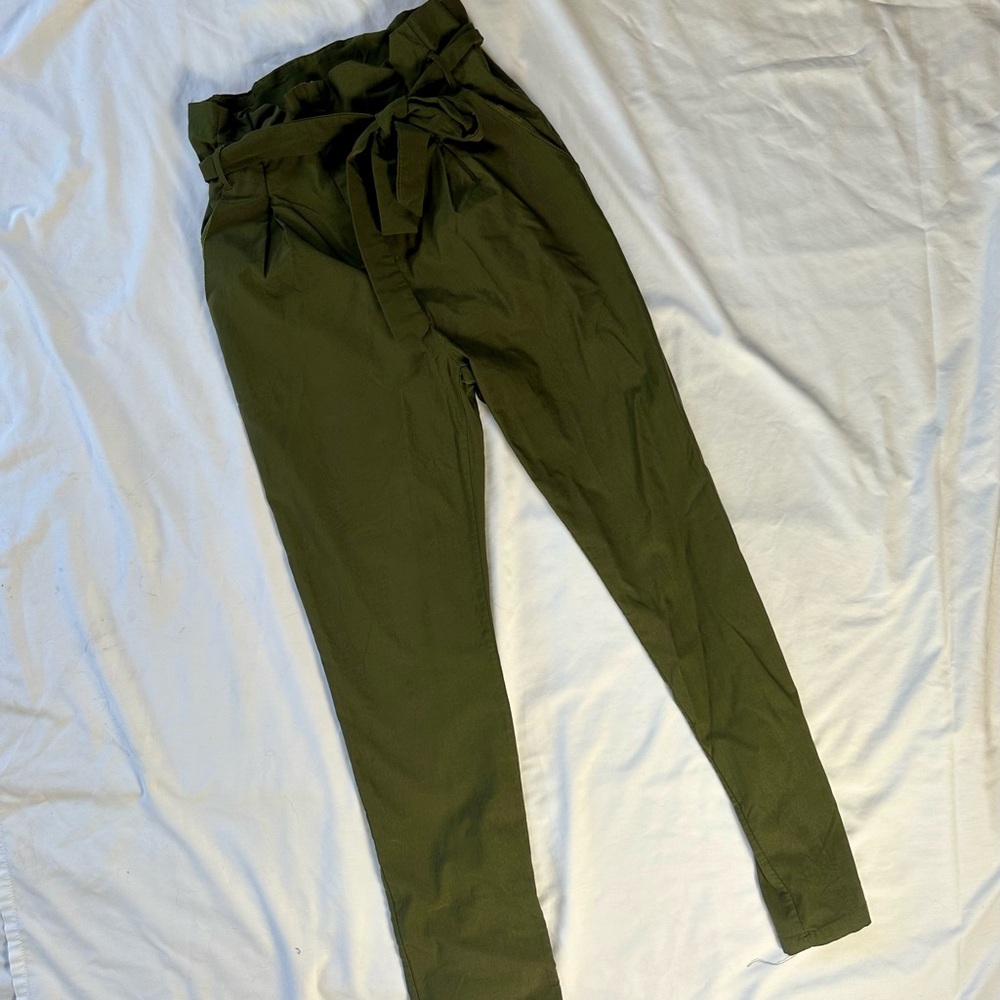 Windsor Green Trousers Elegant and Timeless